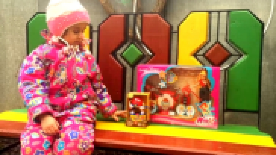 Кукла из Клуб Винкс и Игрушка эмэмдемс Открываем игрушки. A Doll Winx Club. Opening presents toy  