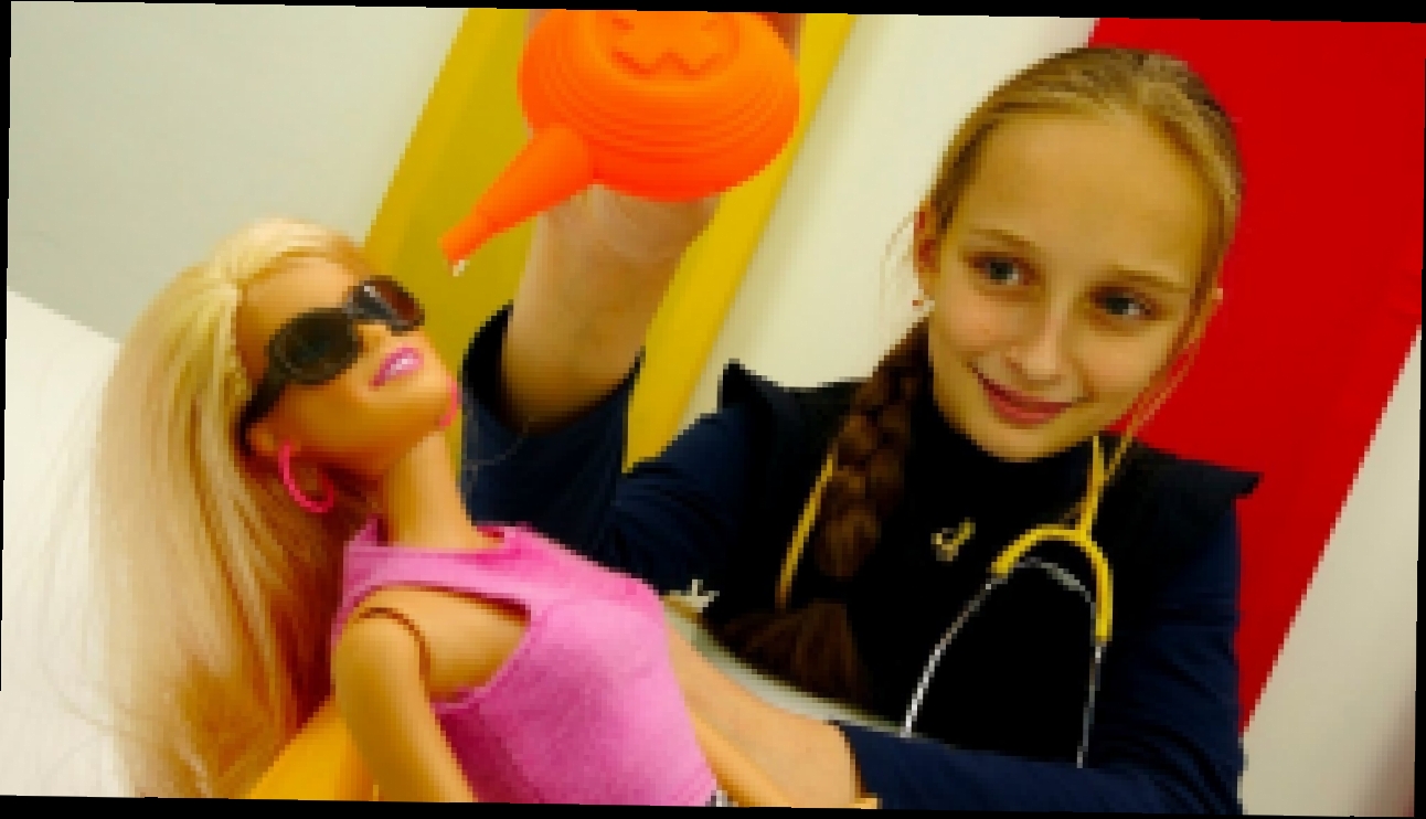Игры #Барби: #ЛучшаяподружкаВаря проверяет ЗРЕНИЕ у Barbie. Игры больница. Видео про кукол 