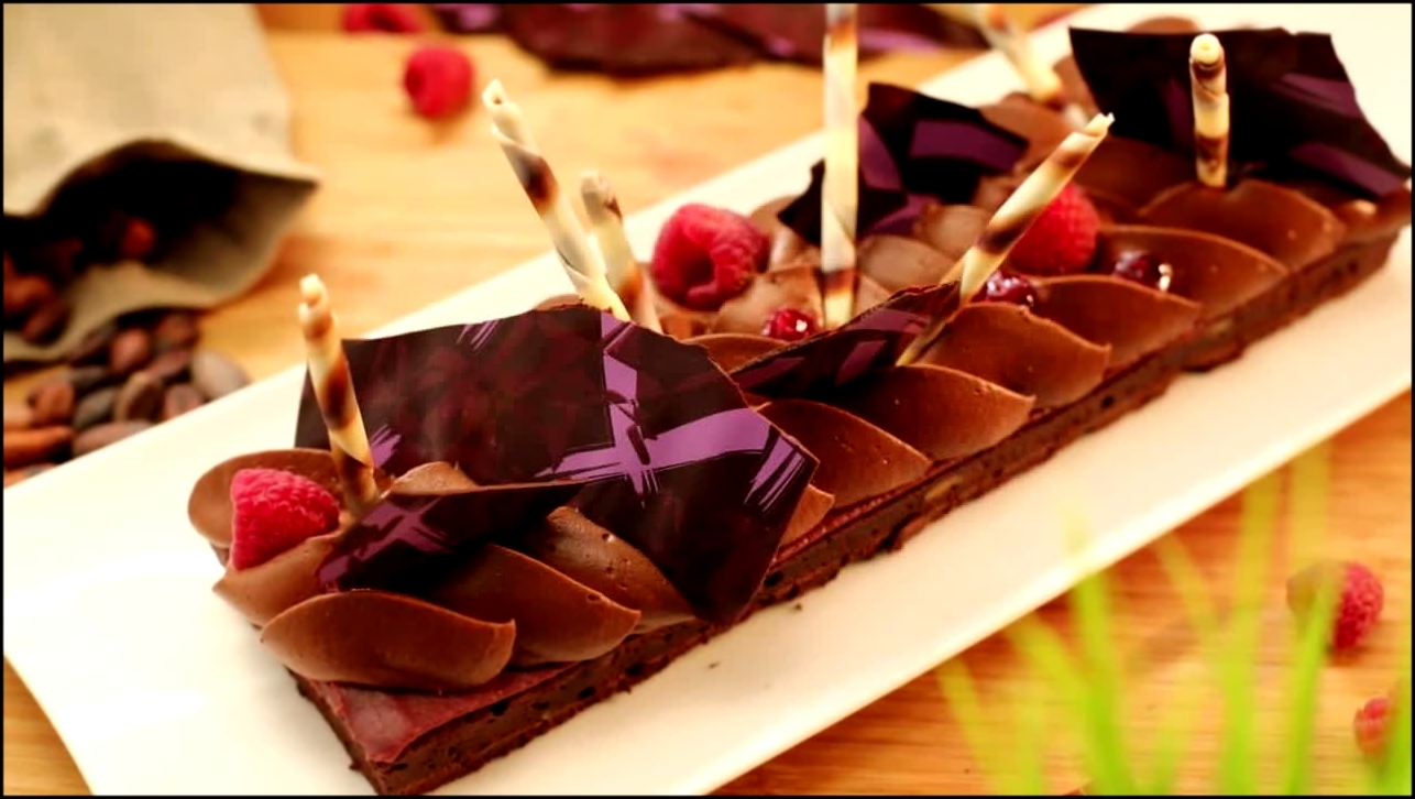 Музыкальный видеоклип Рецепт шоколадного торта брауни с малиновым кремом ганаш 