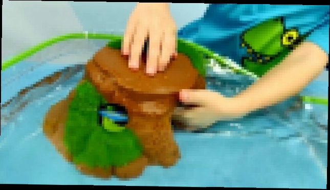 Даник играет с РобоЧерепашками - Видео для детей с интерактивными игрушками. Kids Show 